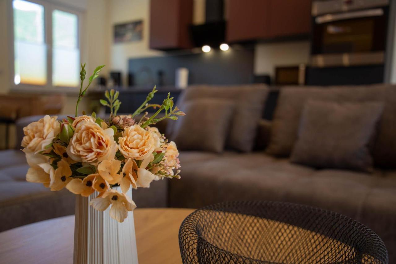 Ferienwohnung Philipp ทราเบิน-ทราร์บาค ภายนอก รูปภาพ